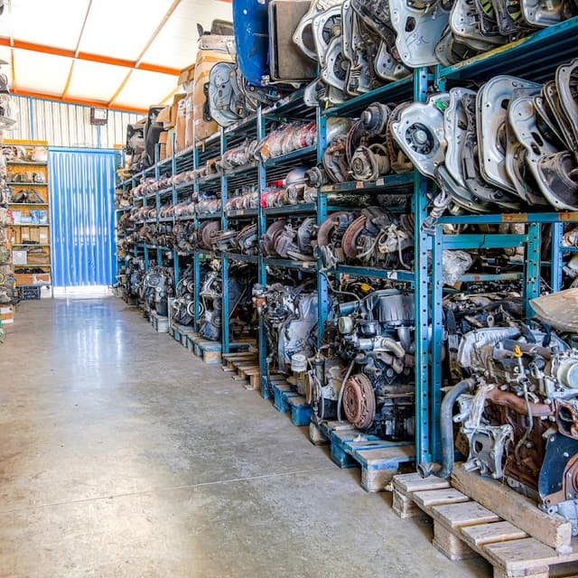 Autoricambi Avarello Nuovi e Usati Ricambi Usati Ravanusa Agrigento - Immagine 2