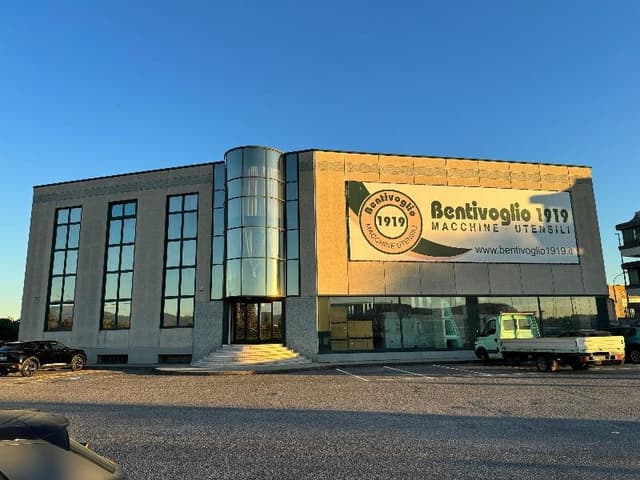 Bentivoglio 1919 Macchine Utensili - Immagine 2