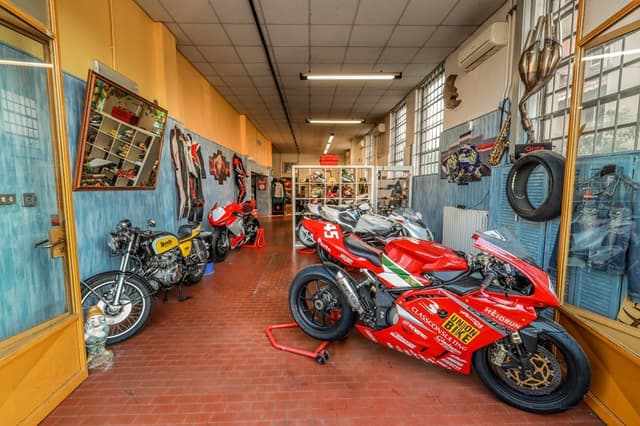 Bonny Garage - Immagine 2