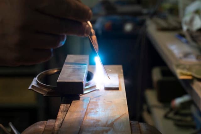 Bronzi Acciai Torino - Immagine 1