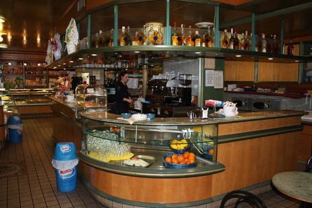 Carlo Vago Panificio Pasticceria Bar - Immagine 1