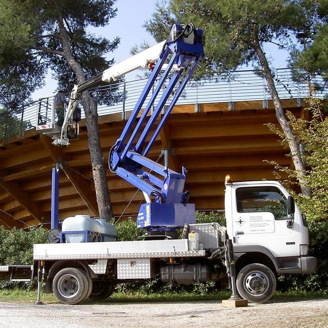 Centro di Lotta Antiparassitaria - Immagine 1