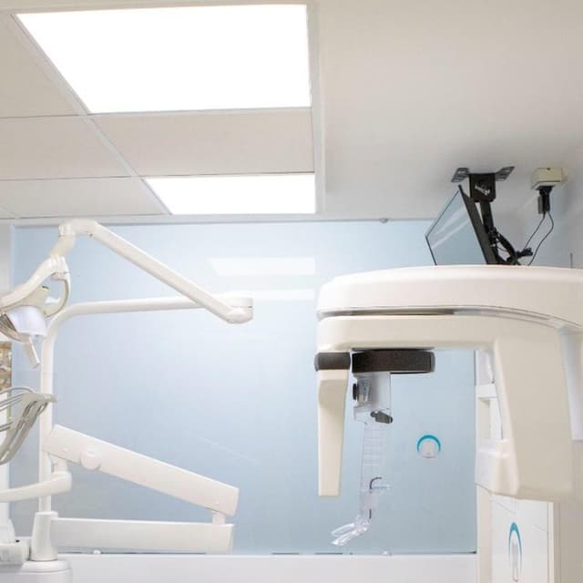Centro Odontoprotesico Altamura Orazio e C. Sas - Immagine 2
