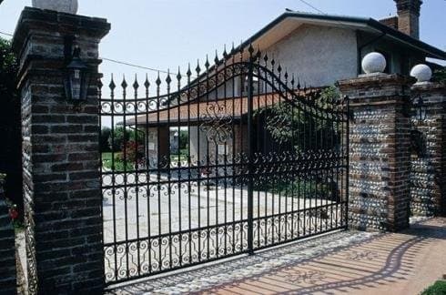 Cf Costantini Fabio - Fabbro Serramentista - Immagine 2