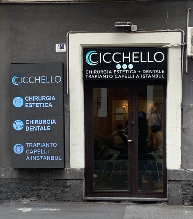 Cicchello Chirurgia Estetica e Dentale Trapianto Capelli - Immagine 1