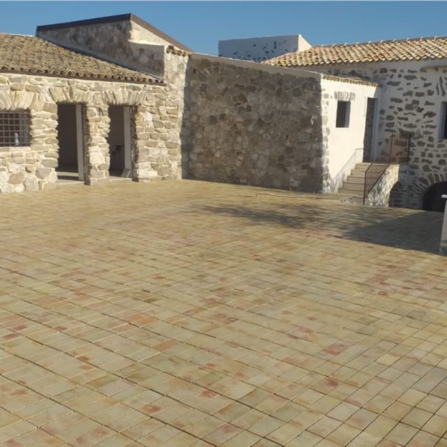 Da Prospetti di Alessandro di Caro Impresa Edile - Immagine 1