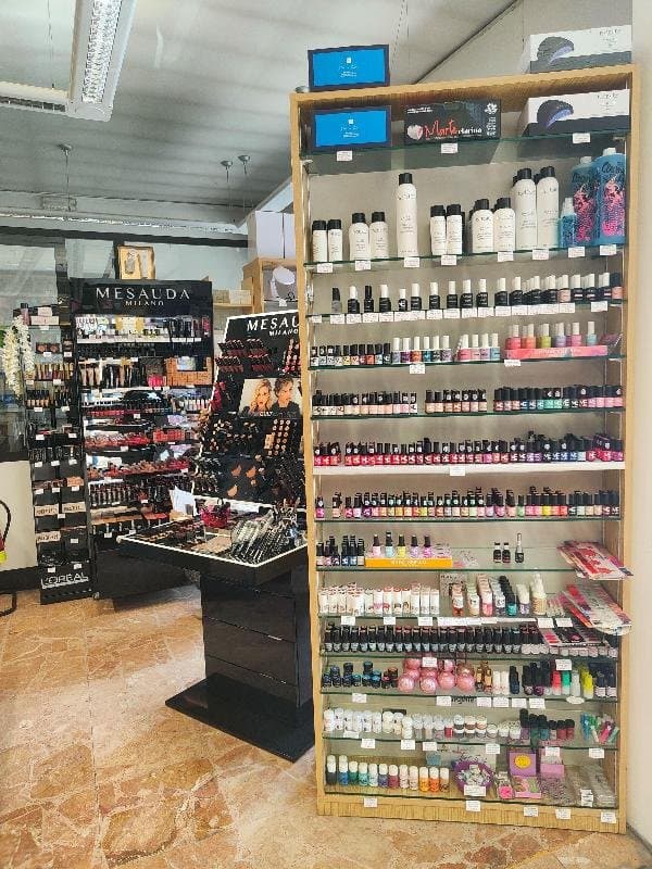 Dapp Srl - forniture per parrucchieri, estetiste e vendita al dettaglio Torino - Immagine 1