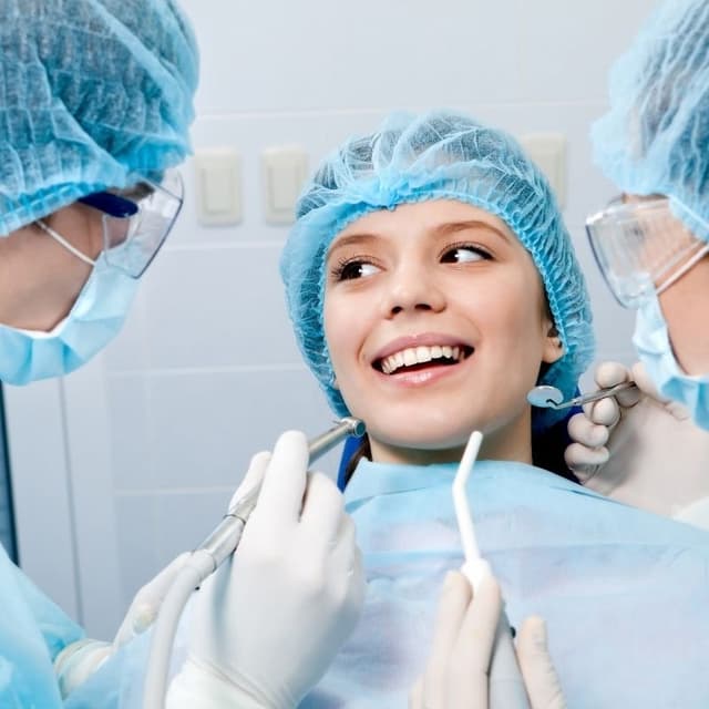 Dental Clinic Lago D'Orta - Servizi Odontoiatrici e di Medicina Estetica - Immagine 1