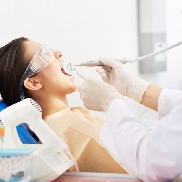 Dental Clinic Lago D'Orta - Servizi Odontoiatrici e di Medicina Estetica - Immagine 2