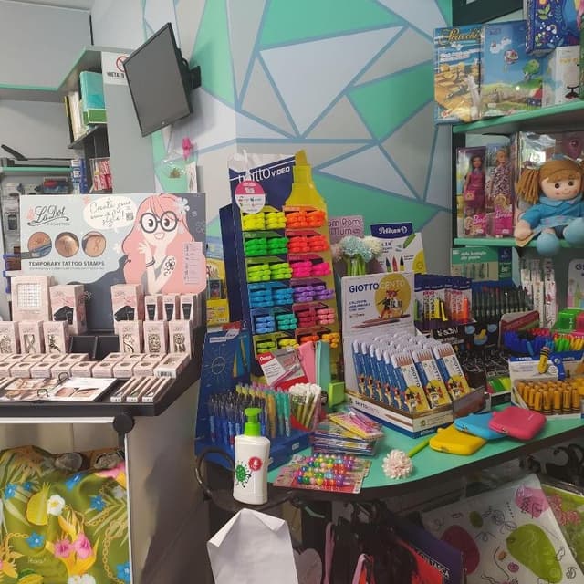 Elyca Cartoleria Articoli Regalo - Immagine 2