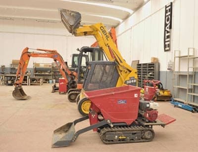 Famar - Piergentili Noleggio Macchine Movimento Terra - Immagine 1