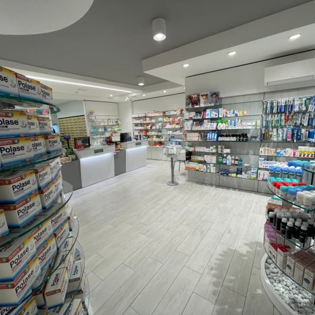 Farmacia alle Due Sirene - Immagine 1
