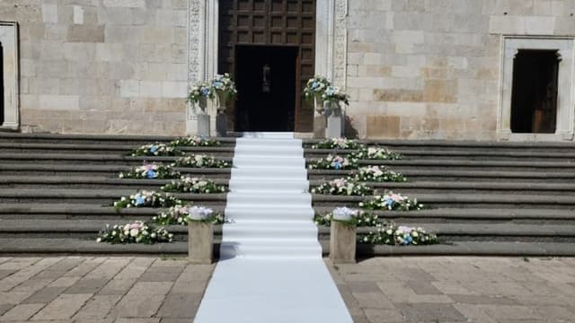 Garden Center And House - Immagine 1