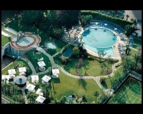 Lorrain Piscine - Immagine 1