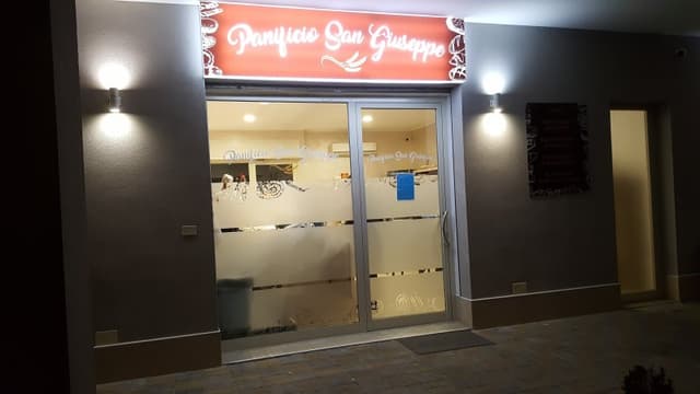 Panificio San Giuseppe-Focaccia-Taralli-Frise-Biscotti-Buffet per Cerimonie - Immagine 1