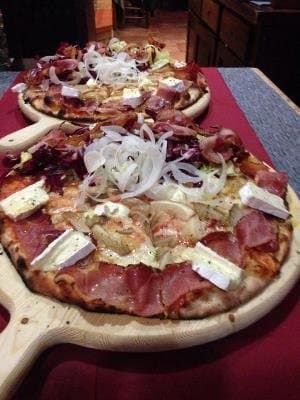 Ristorante Pizzeria Senza Nome - Immagine 2
