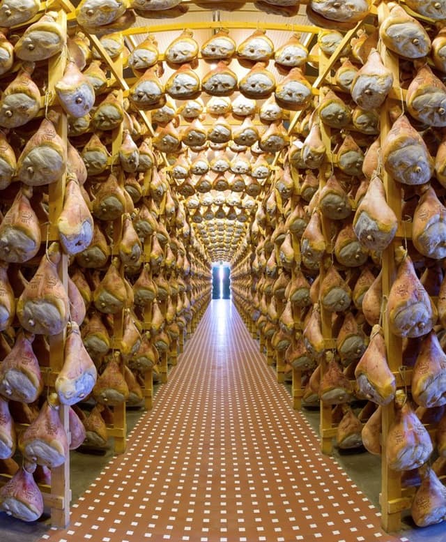 Salumificio Valtermina - Immagine 1