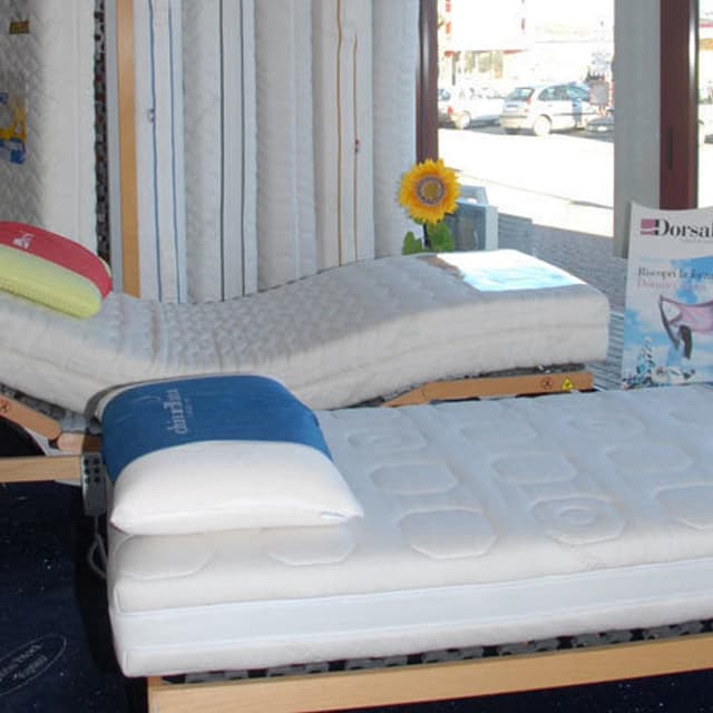 Specchio Abbigliamento Intimo e Biancheria per la Casa - Immagine 1