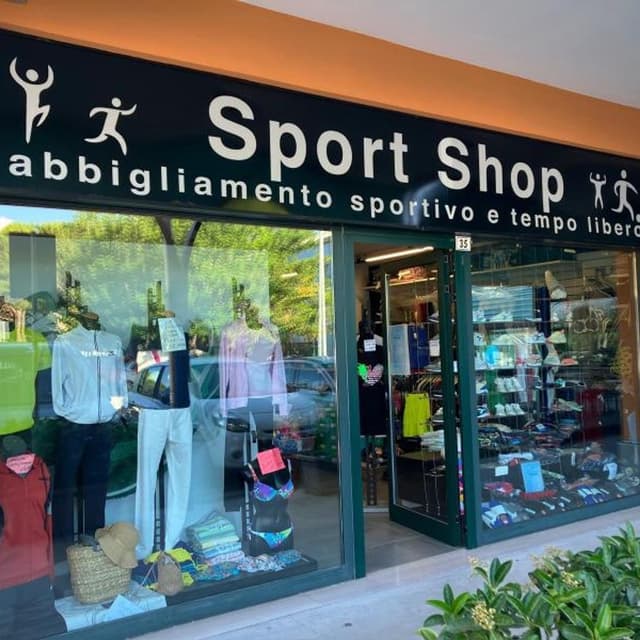 Sport Shop abbigliamento e scarpe per lo sport a Ravenna - Immagine 1
