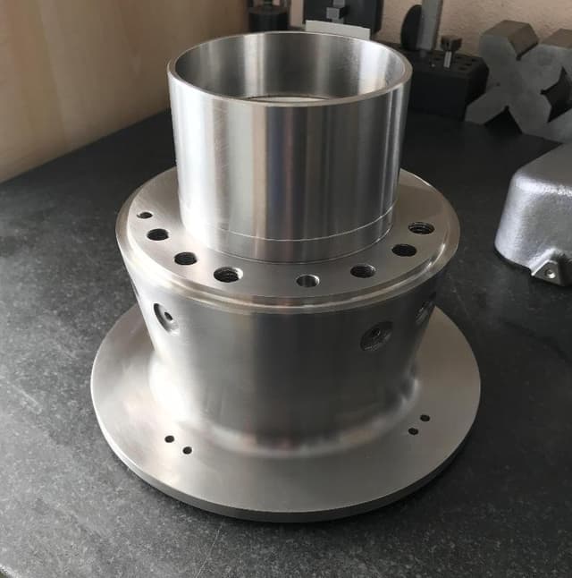 Utg High Precision Machining - Immagine 1