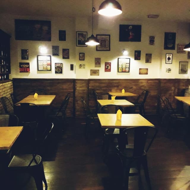 Zero4 Il Pub in Centro - Immagine 1