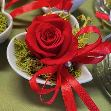 Fiori e Decori di Vitro' Emanuele