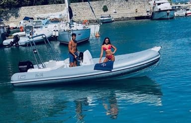 Noleggio Barche e Gommoni Formia e Gaeta - La Pagliola